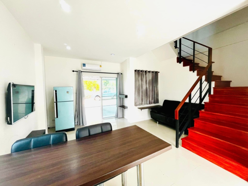 Cozy Townhome in Lavalle Town Huahin For Sale with Tenant!