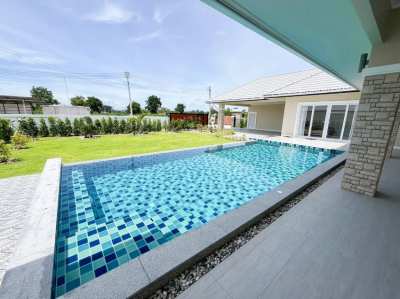 Newly Built Spacious Villa for Sale near Hua Hin soi 88