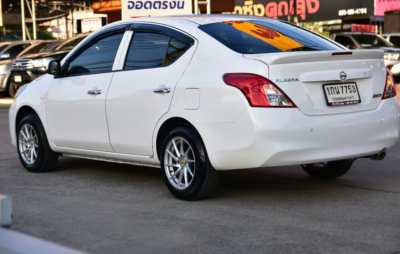 Nissan Almera