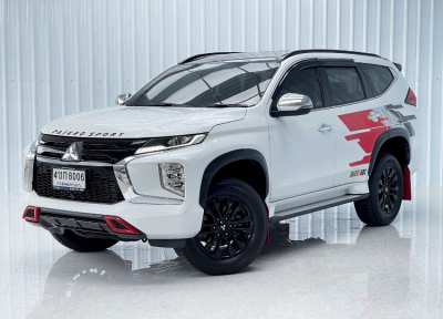 Pajero Sport ตัวพิเศษ Ralliart เครดิตดีๆฟรีดาวน์