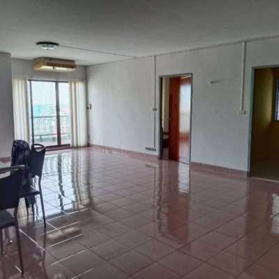 Direct Owner Spacious 3 Bedroom Unit at Bangkhae Condotown for Sale