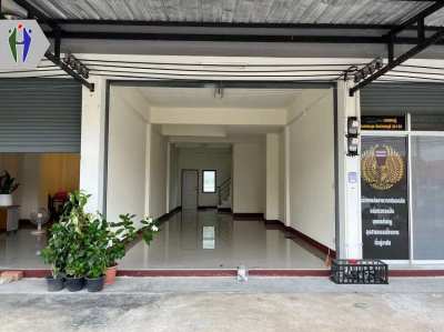 Commercial Building For RENT and SALE