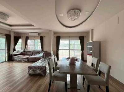 H407 House For Rent Bang Saray 4BR