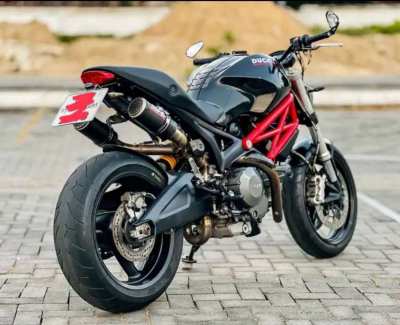 DUCATI MONSTER 795 ABS