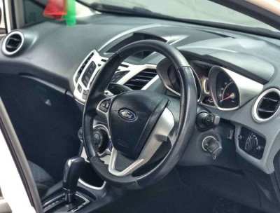 Ford Fiesta, 1.5 Sport. Automatic year 2013