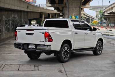 Toyota Hilux Revo 2.4 G Auto Pre-Runner MY 2018 