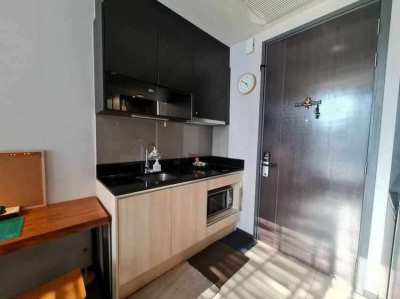 CB41 Condo EDGE by Sansiri Sukumvit23 for rent