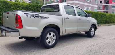 2011 Toyota Helix Vigo Crew Cab