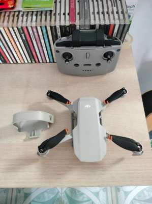 DJI Mini 2 SE Drone