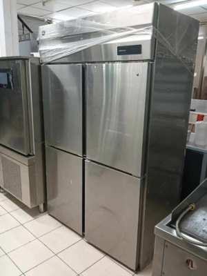 Hoshisaki 4 Doors Upright Refrigerator