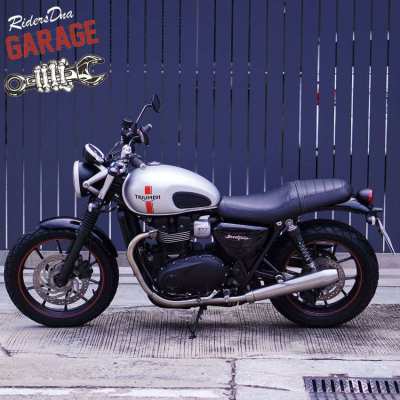 Triumph Street Twin Streettwin 900 Silver Only 9700Km