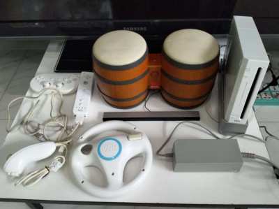 Nintendo Wii (USA | 220v) 