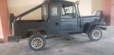 Jeep mitsubishi j26