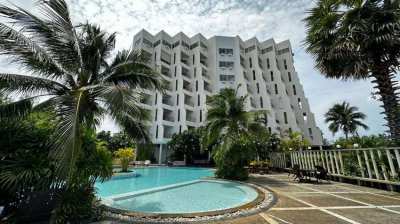 44M2 Beach condo in Rayong with swimmingpool and jacuzzi 