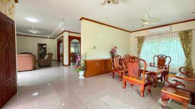 H263 Single House 5BR Huay Yai, Near Phoenix Golf Club