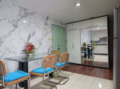 For Sale 2 Bedroom, 61 sqm. Spacious Condo in Bangkok