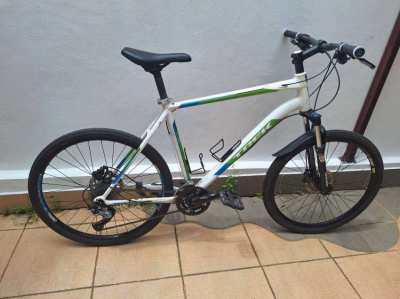 Trek 4300 Disc with  26