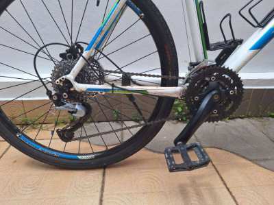 Trek 4300 Disc with  26