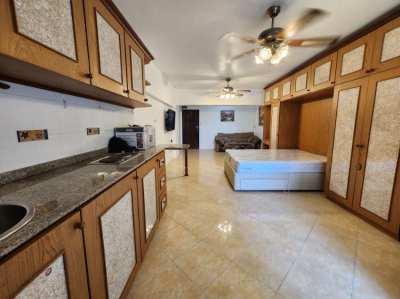 Cheap Big Studio For Rent in Central Pattaya