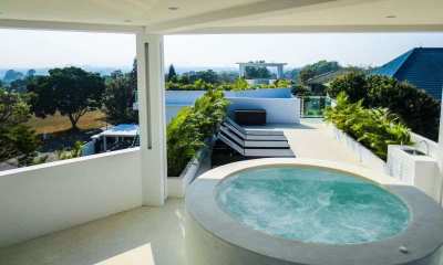 2 Luxurious Villa for Sale Only 32M THB.