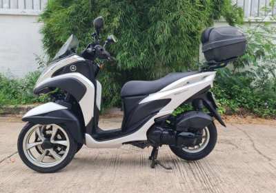 RENT - Yamaha Tricity - RENT