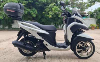 RENT - Yamaha Tricity - RENT