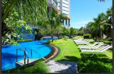 Riviera Jomtien Oceanview Top floor end room