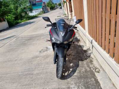 YAMAHA  YFZ R3 sportsbike  km  3800  dec-2017