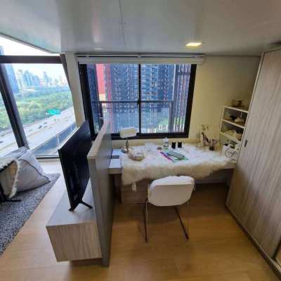 Direct Owner 1 Bedroom Duplex at Chewathai Residence Asoke for Sale