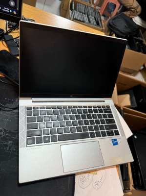 HP ELITEBOOK 830-G8 มีประกันศูนย์ Core i5-1135G7 / RAM 16G/ 256 /13.3