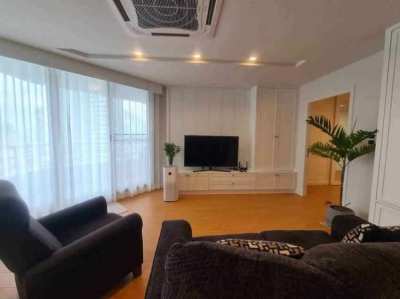 B55 Pet Friendly Condo For Sale 2 Beds BTS Asoke