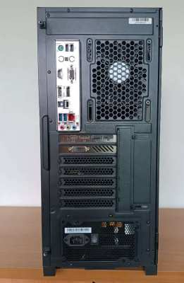 Like new, desktop Core I5, 16 GO RAM, SSD 1 TO, GC 8GO, Windows 11 pro