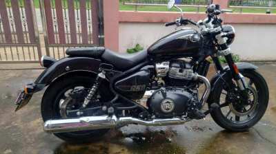 Royal Enfield Meteor 650 cc  Year 2023