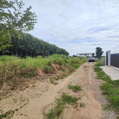 Nice 1-0-0 Rai Home Building Plot Located Just South of Khao Tao