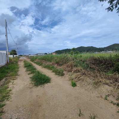 Nice 1-0-0 Rai Home Building Plot Located Just South of Khao Tao