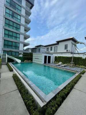 New Exclusive Listing ~ Gardenia Condominium. 