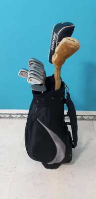 Complete set of golf clubs with bag - Mizuno