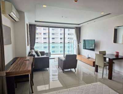 Wongamat Tower Large Corner Studio 48 sqm for Rent 