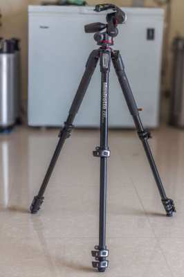 Manfrotto 190X PRO4–3 Way Head Aluminum Tripod Kit