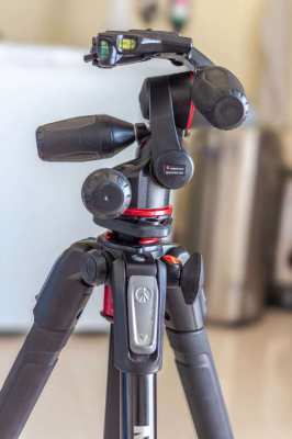 Manfrotto 190X PRO4–3 Way Head Aluminum Tripod Kit