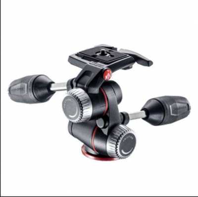 Manfrotto 190X PRO4–3 Way Head Aluminum Tripod Kit