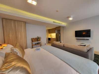 Walkable to Khao Takieb Beach - Brand New Condo in Hua Hin