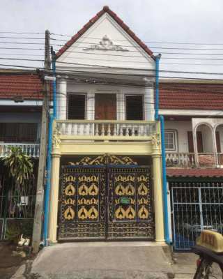 Direct Owner 3 Bedroom Townhouse in Nakhon Sawan for Sale