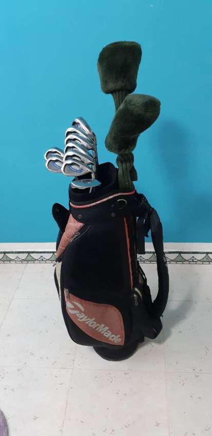 full set of golf clubs with bag