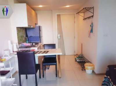 Jomtien Condo for rent 100 meter from beach with Washing Machine