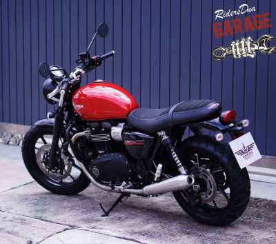 Triumph Red Korodo  Streettwin 900 Bonneville T100 2020 