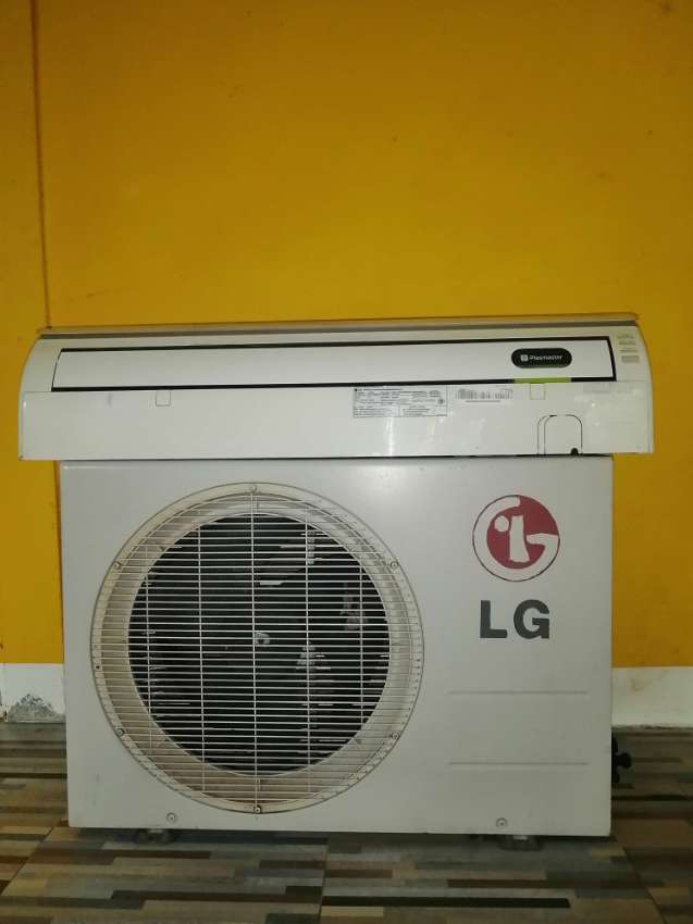 LG AIRCONDITIONING UNIT