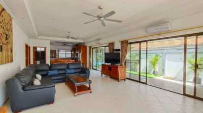 4 Bedroom House With Pool - For Rent at Jomtien, Pattaya