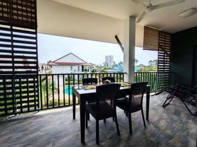 3,300,000 THB for this 2 bedroom condo in Green Abel near the beach!