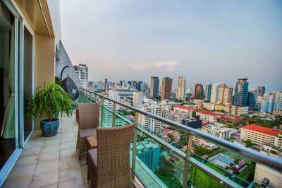 Freehold condo 2bedrooms with large balcony for sale at The Prime 11 